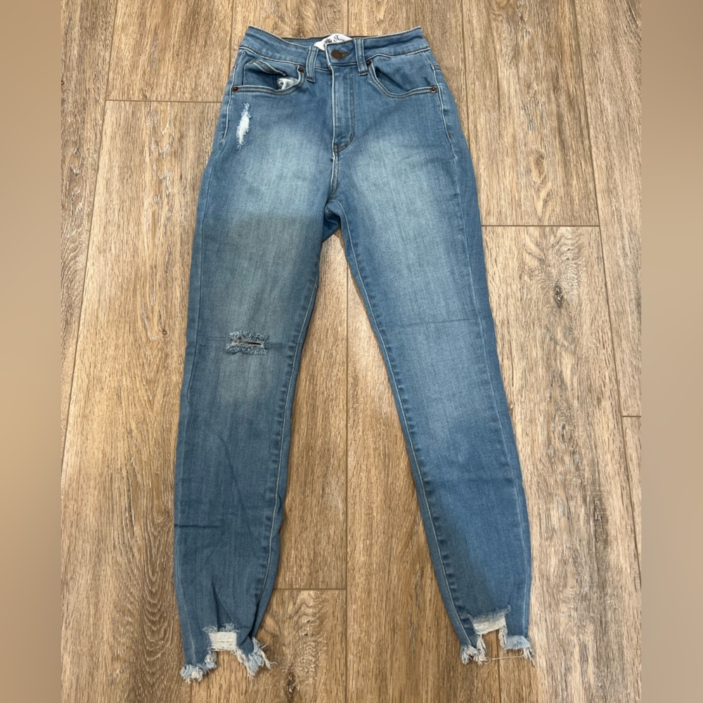 stretchy jeans
